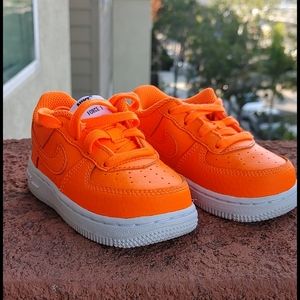 Toddler Nike Air Force 1 size 6C